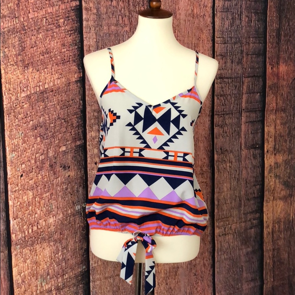 Varga Bohemian Top with adjustable bow at bottom